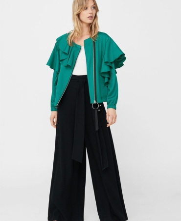 Ruffled cotton top